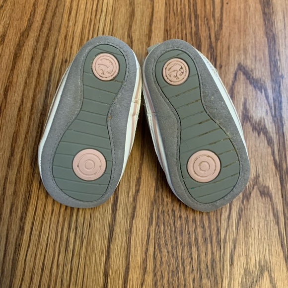 Surprize by Stride Rite Baby Sneaker, 6-12 months - Picture 7 of 11